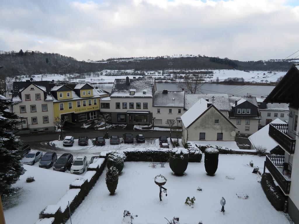 Ferienwohnungen Haus Hinneres Schalkenmehren Habitación foto
